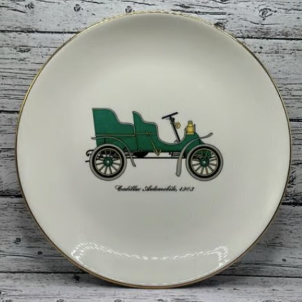 VTG Debutante Homer Laughlin Cadillac Automobile 1903 Plate